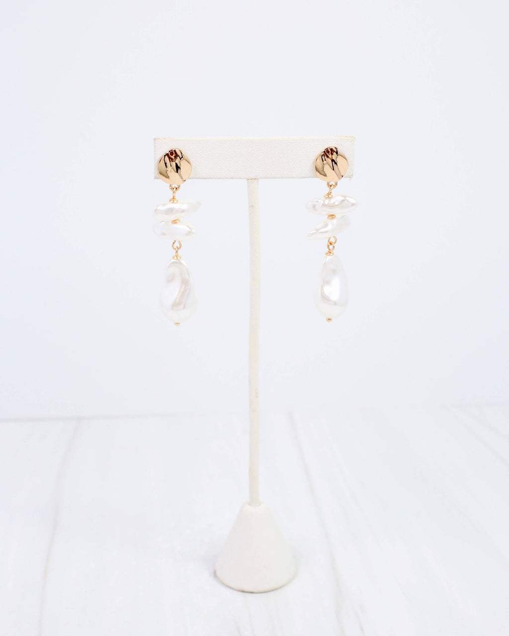 Diana Dangle Earring