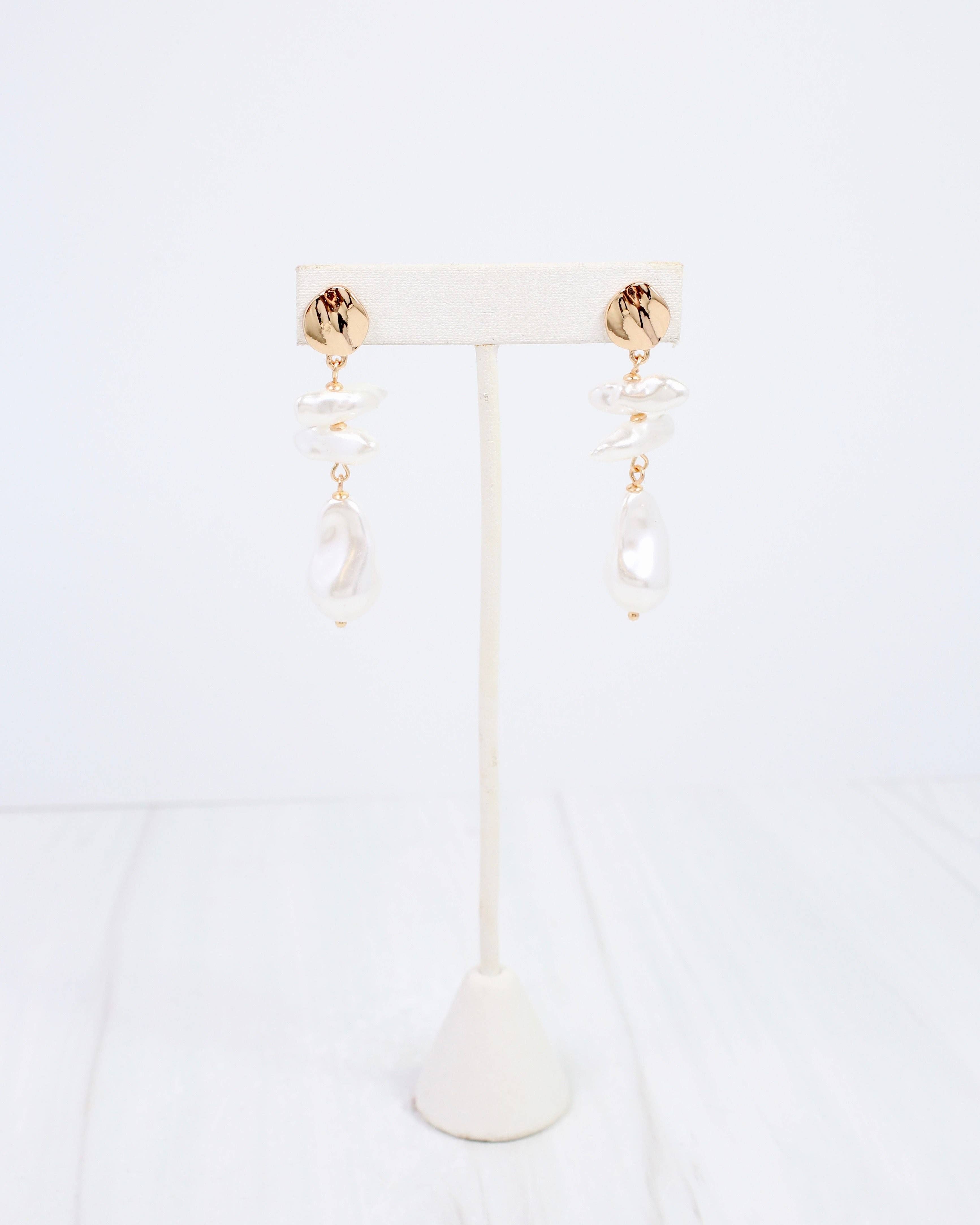 Diana Dangle Earring