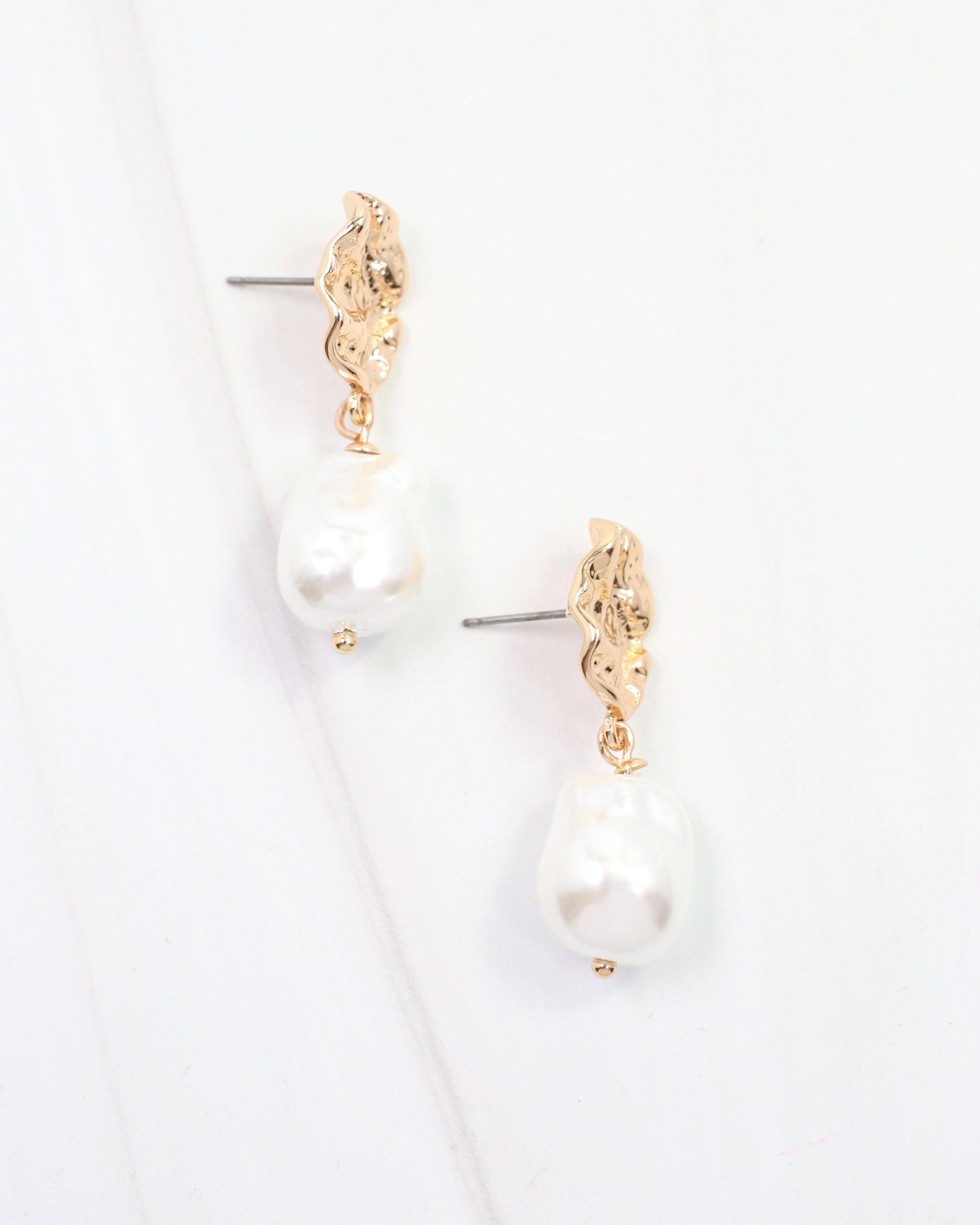 Eloise Pearl Drop Earring